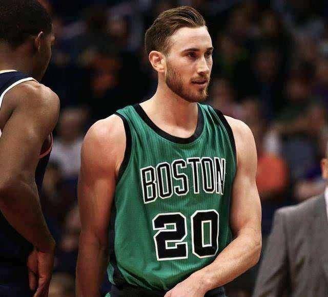 动场上还是 动场上还是