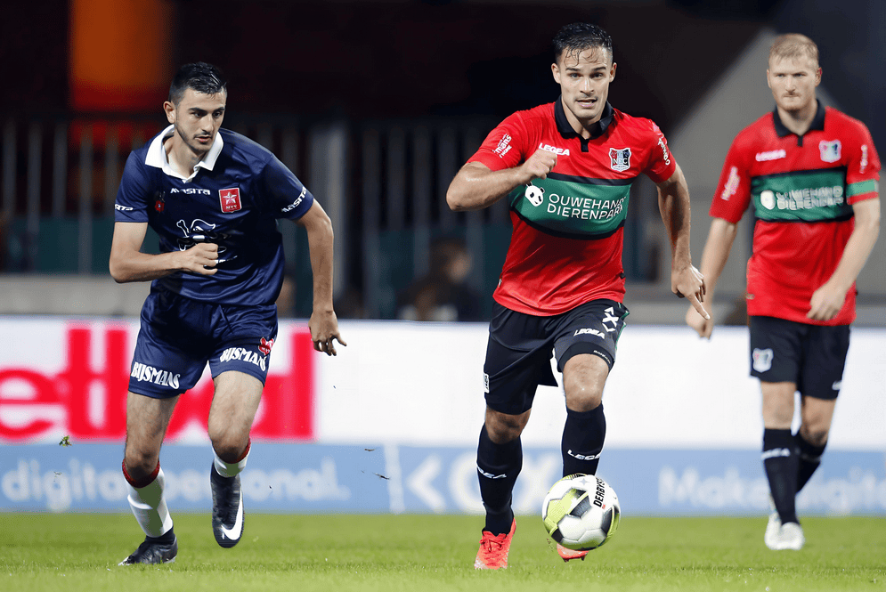 既呼应保时 既呼应保时